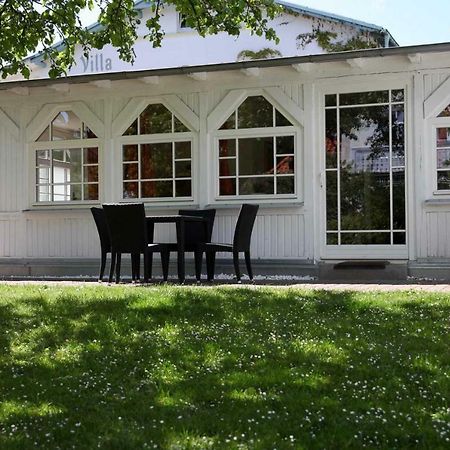 Strandvilla Rheingold - Ferienwohnung Miro Goehren  Exterior photo