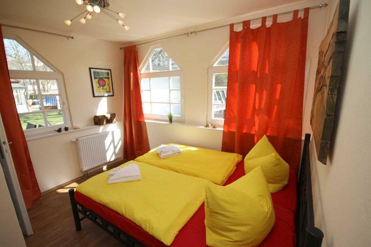 Strandvilla Rheingold - Ferienwohnung Miro Goehren  Exterior photo