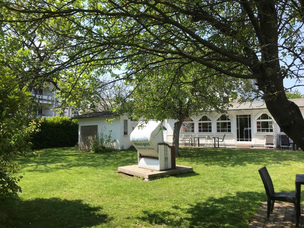 Strandvilla Rheingold - Ferienwohnung Miro Goehren  Exterior photo